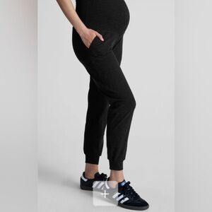 NWOT Beyond is Bump Women’s Maternity Black Model Jogger Pants size XL